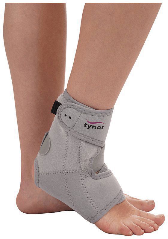 Tynor J-12 Ankle Support (Neoprene) Universal (packet of 1 unit)